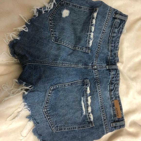 Garage Shorts - Picture 3 of 3